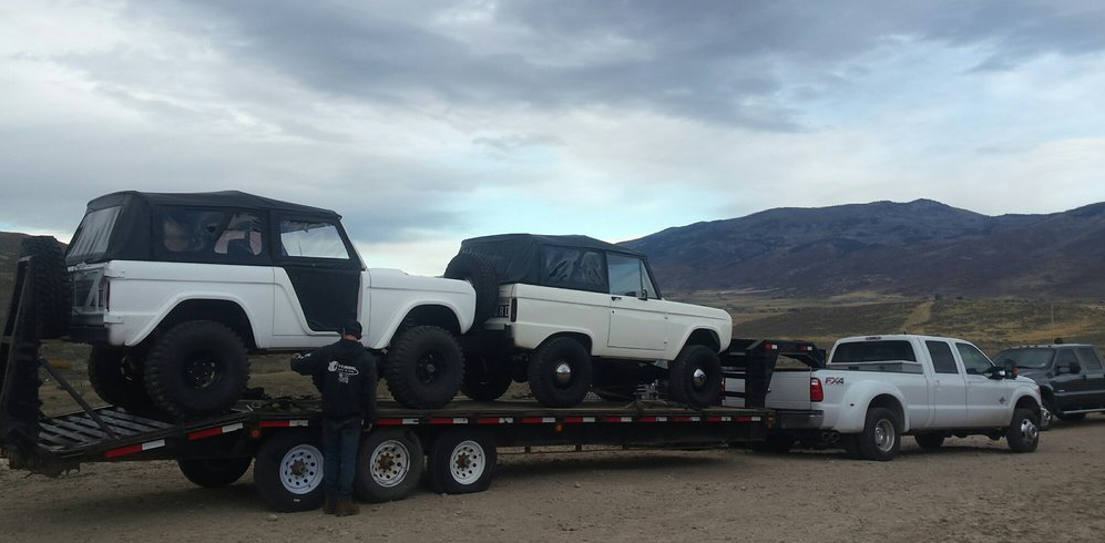 Exterior view of Sexton Offroad 4x4 shop in Park City, featuring a selection of off-road vehicles and parts, with a focus on custom builds, repairs, and performance upgrades for 4x4 enthusiasts.